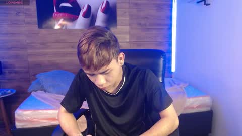 nathanclay online show from February 8, 2026, 7:06 pm