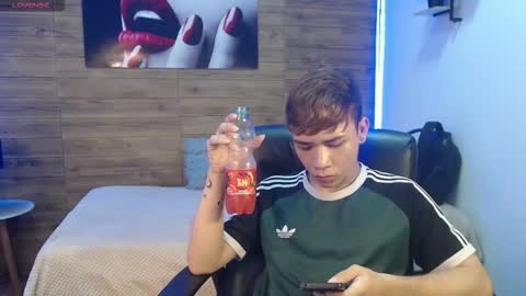 nathanclay online show from February 11, 2026, 3:22 am