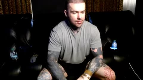 Snapshot of nathaniel_13 chatting on June 19, 2026, 9:51 pm NathanielFlex online show from June 19, 2026, 9:51 pm