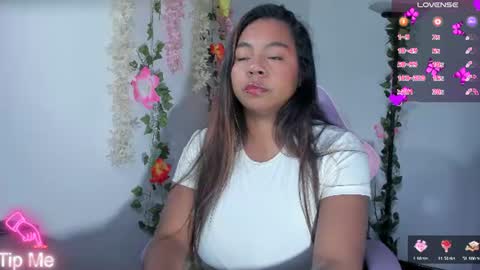 Snapshot of nathasha_jhonsom_ chatting on July 19, 2026, 9:07 pm Naty online show from July 19, 2026, 9:07 pm