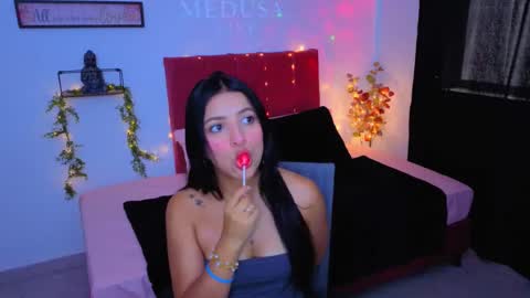 nathi_medusa online show from October 20, 2025, 2:50 pm