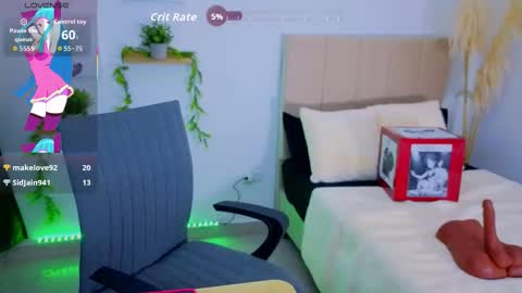 nathi_medusa online show from December 4, 2025, 9:45 pm