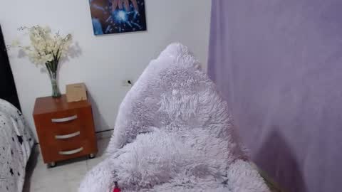 IG natsaall online show from January 19, 2026, 5:44 am