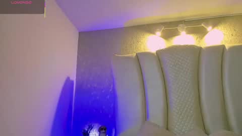 Snapshot of natt_collins chatting on May 15, 2026, 2:51 am Natalia online show from May 15, 2026, 2:51 am