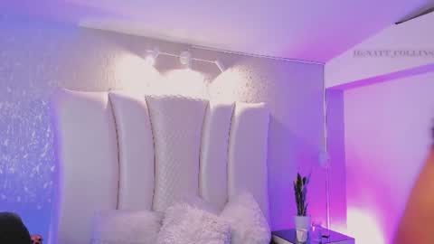 Natalia online show from July 18, 2026, 2:05 am