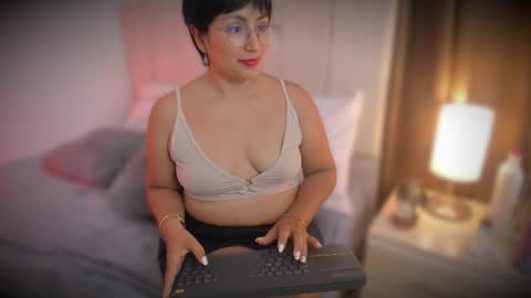 Nathalie online show from March 6, 2026, 8:27 pm