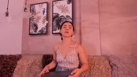 Natty online show from February 23, 2025, 8:11 pm