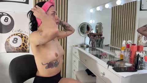 NATTY FIERROS online show from October 31, 2025, 6:20 pm