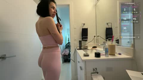 NATTY FIERROS online show from February 20, 2026, 6:30 pm