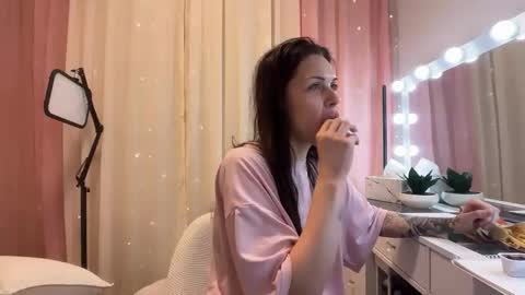 Snapshot of nattywithoutdaddy chatting on June 1, 2026, 9:49 pm NATTY FIERROS online show from June 1, 2026, 9:49 pm