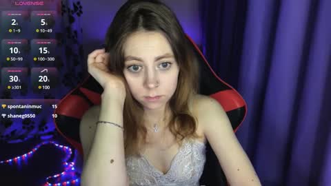 natural_babe666 online show from December 18, 2024, 4:09 am