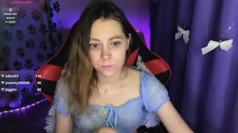 natural_babe666 online show from December 28, 2024, 1:38 pm