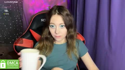 natural_babe666 online show from September 17, 2025, 10:00 pm