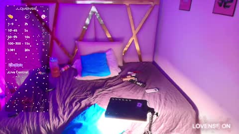 Sofia  online show from December 4, 2024, 9:18 am