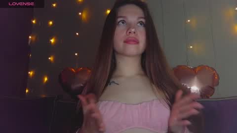 Eva online show from April 4, 2026, 5:49 am