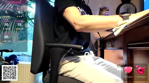 Snapshot of nature_x chatting on March 6, 2025, 5:00 pm Nature online show from March 6, 2025, 5:00 pm