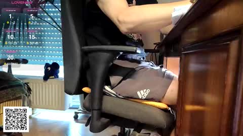 Snapshot of nature_x chatting on October 10, 2025, 8:24 am Nature online show from October 10, 2025, 8:24 am