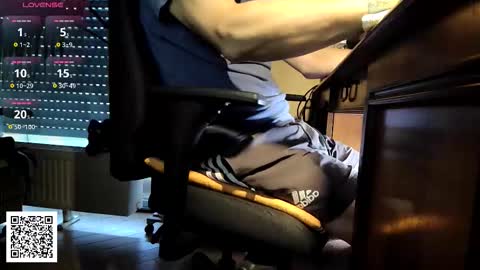 Snapshot of nature_x chatting on October 23, 2025, 7:40 am Nature online show from October 23, 2025, 7:40 am