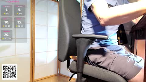 Snapshot of nature_x chatting on November 18, 2025, 8:19 am Nature online show from November 18, 2025, 8:19 am