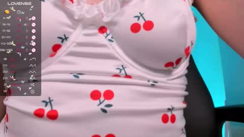 Melisa  FOLLOW ME  online show from February 26, 2025, 6:21 pm