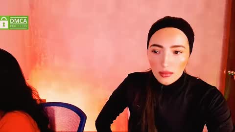 Natalia  Valeria online show from December 14, 2024, 11:18 am