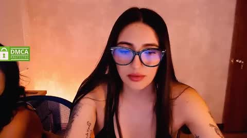 Natalia  Valeria online show from February 4, 2025, 8:06 pm