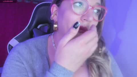 Nataly online show from February 4, 2025, 1:23 am