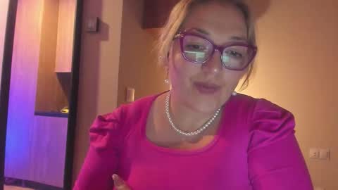 Nataly online show from September 23, 2025, 2:03 am