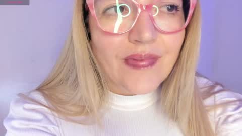 Nataly online show from April 9, 2026, 6:19 am