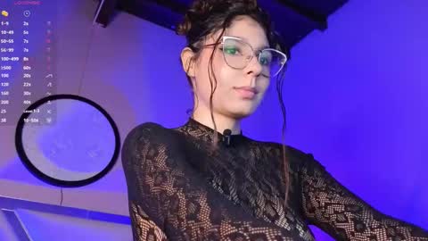 Naty Saenz online show from October 9, 2025, 9:40 am