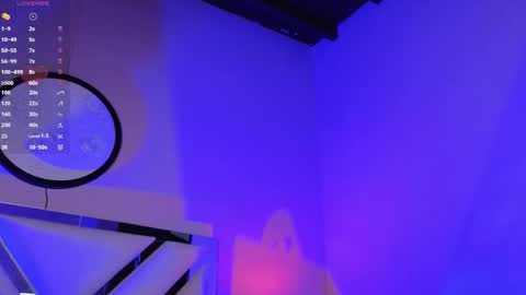 Naty Saenz online show from October 10, 2025, 9:41 am