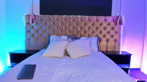 natybliss online show from January 15, 2026, 3:11 am