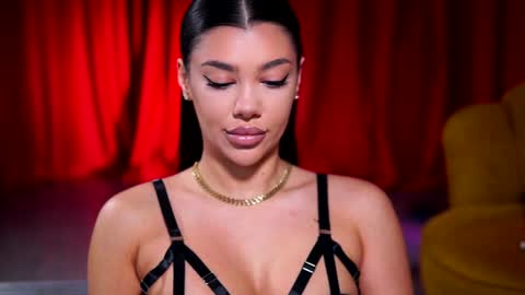 Naty online show from January 6, 2025, 7:13 pm