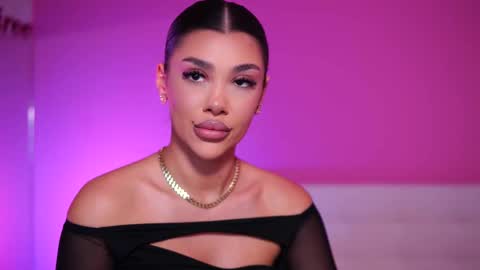 Naty online show from March 7, 2025, 8:23 am