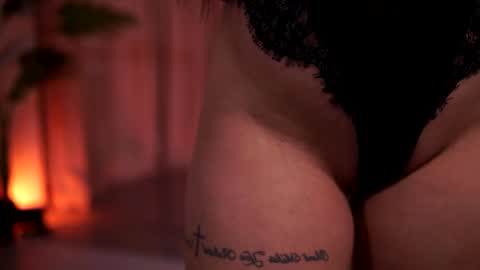 Naty online show from April 21, 2026, 7:17 pm