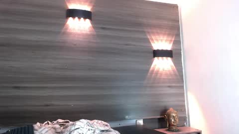Snapshot of natzuki_ chatting on May 2, 2026, 8:03 pm natzuki_ online show from May 2, 2026, 8:03 pm