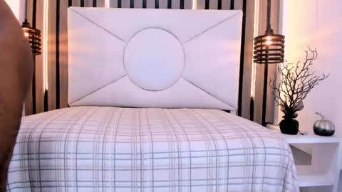 Snapshot of natzuki_ chatting on May 14, 2026, 12:01 pm natzuki_ online show from May 14, 2026, 12:01 pm
