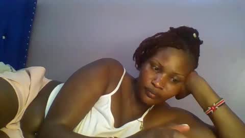 naughty8779 online show from October 5, 2025, 4:05 pm