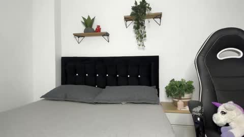 Emily online show from November 14, 2025, 3:55 pm