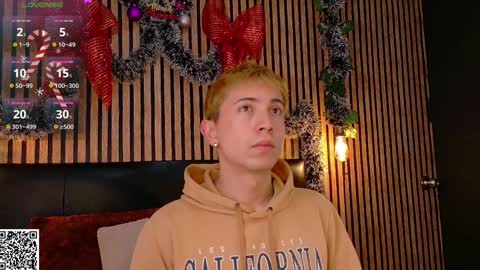 Christopher  Chris online show from December 27, 2024, 12:23 pm