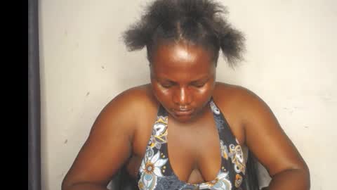 Amara online show from November 12, 2025, 8:04 am