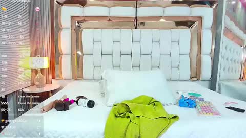 SASHA  online show from February 12, 2025, 2:56 am