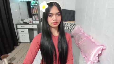 emma online show from December 23, 2024, 7:41 pm