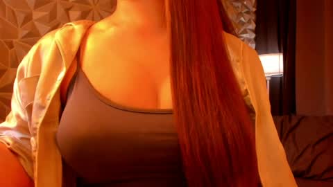 LEXY online show from April 18, 2026, 6:28 am