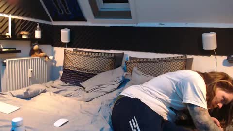 Snapshot of naughty_noisy_neighbors chatting on February 12, 2025, 9:54 pm Freyja and Baldur online show from February 12, 2025, 9:54 pm