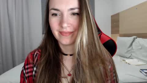 Ann online show from December 15, 2025, 1:43 am