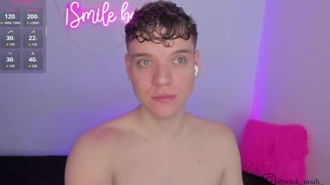 Snapshot of naughty_twink_ chatting on May 28, 2026, 4:15 pm Noah online show from May 28, 2026, 4:15 pm
