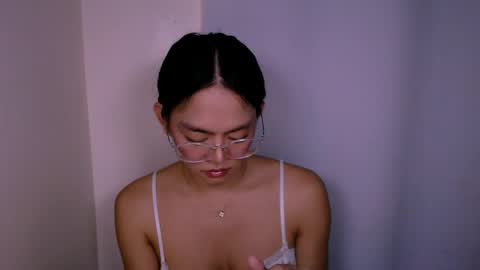 Snapshot of naughtyaurora69 chatting on May 22, 2026, 11:05 am NaughtyAurora online show from May 22, 2026, 11:05 am