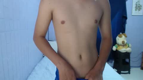 naughtyboytoni online show from October 8, 2025, 12:30 am