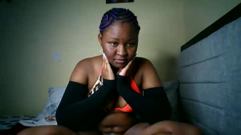 Snapshot of naughtybrownny chatting on June 9, 2026, 9:04 pm MUMU online show from June 9, 2026, 9:04 pm